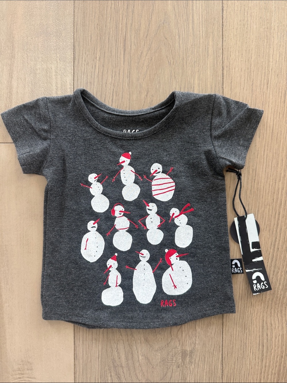 Rags to Raches Gray Kids Short Sleeve Tee with White & Red Snowmen